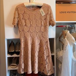 BRAND NEW lace dress from Forever 21